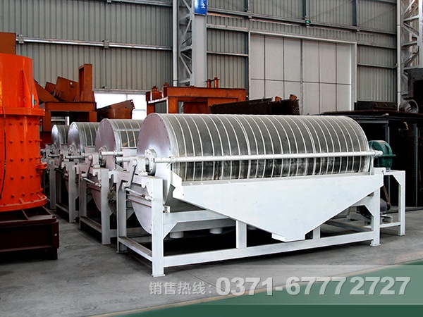 鉀長(zhǎng)石除鐵磁選機(jī)