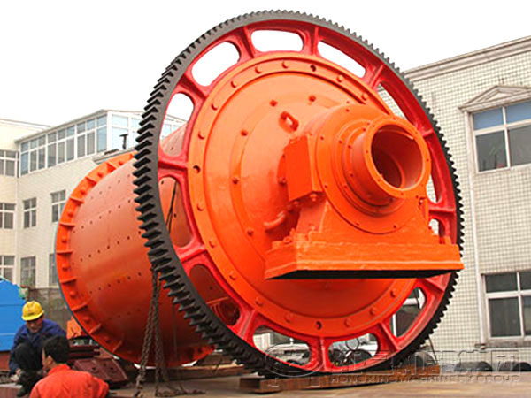 紅星球磨機(jī)發(fā)貨現(xiàn)場 紅星球磨機(jī)發(fā)貨現(xiàn)場