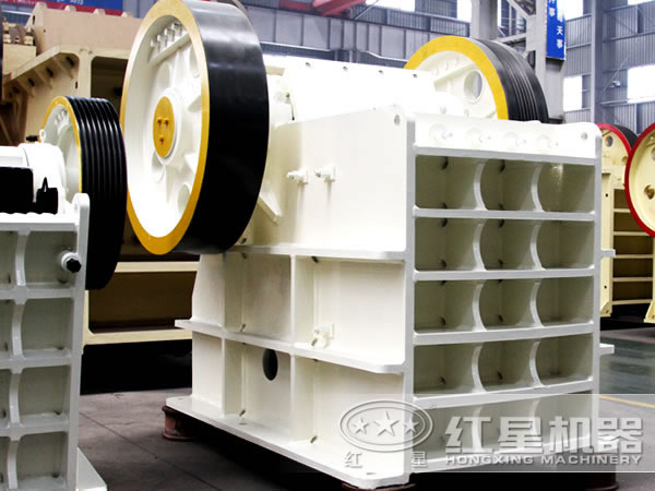 環(huán)保顎式破碎機(jī)