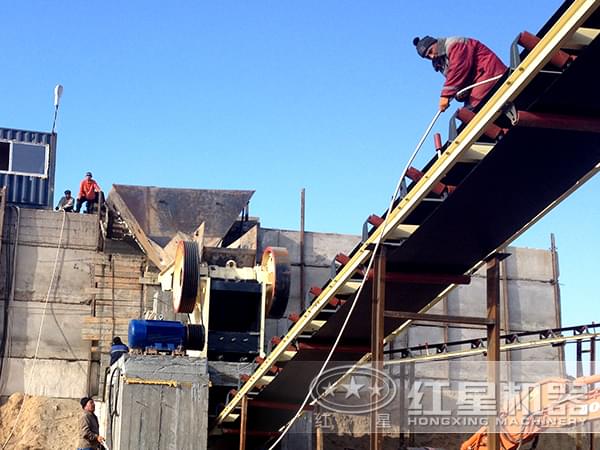 顎式破碎機(jī)