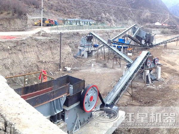 傳統(tǒng)破碎生產(chǎn)線