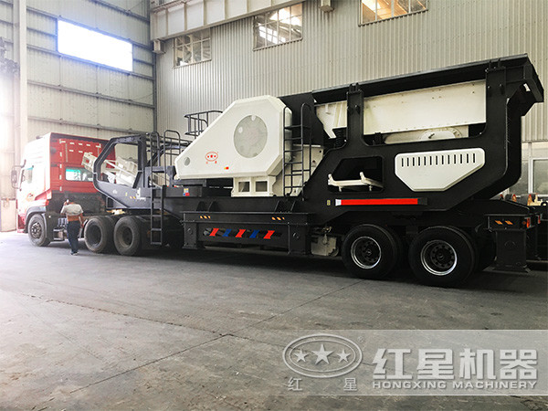 紅星可移動的大型碎石子機發(fā)貨圖 可移動的大型碎石子機