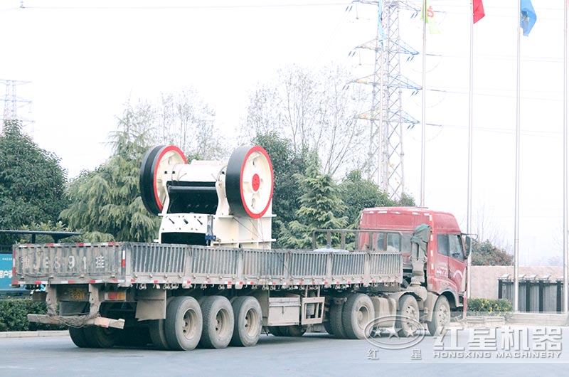 設(shè)備裝車發(fā)貨現(xiàn)場 設(shè)備裝車發(fā)貨現(xiàn)場