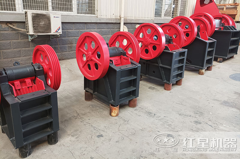 小型碎石粉碎機圖片 小型碎石粉碎機圖片