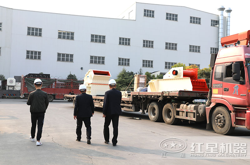 設(shè)備發(fā)貨現(xiàn)場(chǎng)_客戶來廠考察 設(shè)備發(fā)貨現(xiàn)場(chǎng)_客戶來廠考察