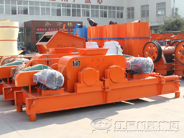 對輥石料破碎設(shè)備