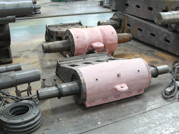 頁(yè)巖破碎機(jī)結(jié)構(gòu)圖 頁(yè)巖破碎機(jī)結(jié)構(gòu)圖