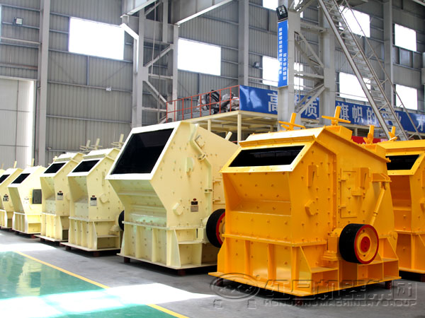 反擊錘式破碎機(jī)介紹