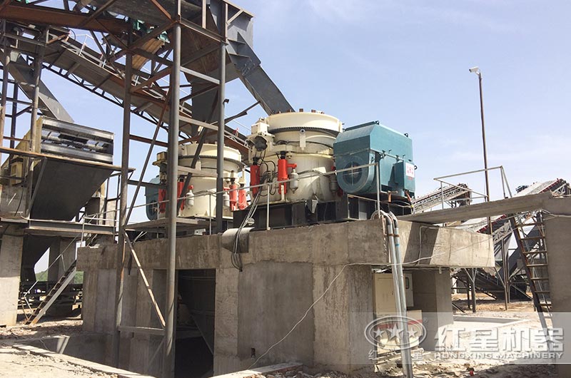 hp圓錐破碎機工作現(xiàn)場圖片 hp圓錐破碎機工作現(xiàn)場圖片