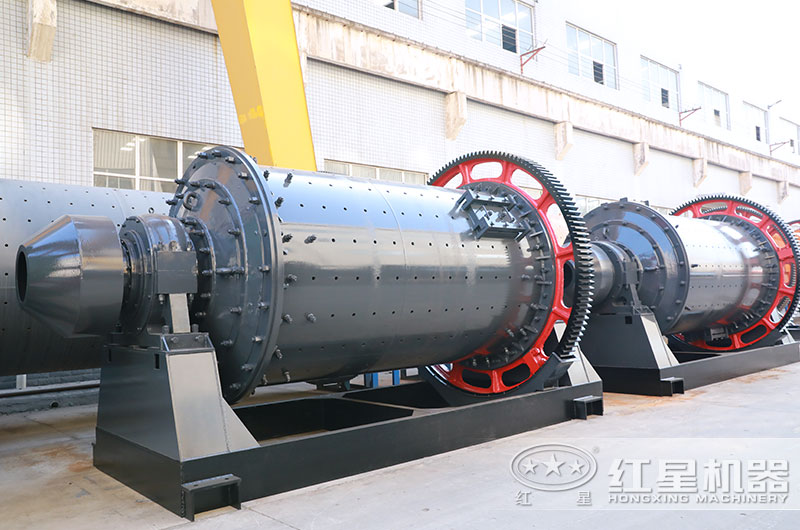 臥式球磨機(jī)設(shè)備圖片 臥式球磨機(jī)設(shè)備圖片