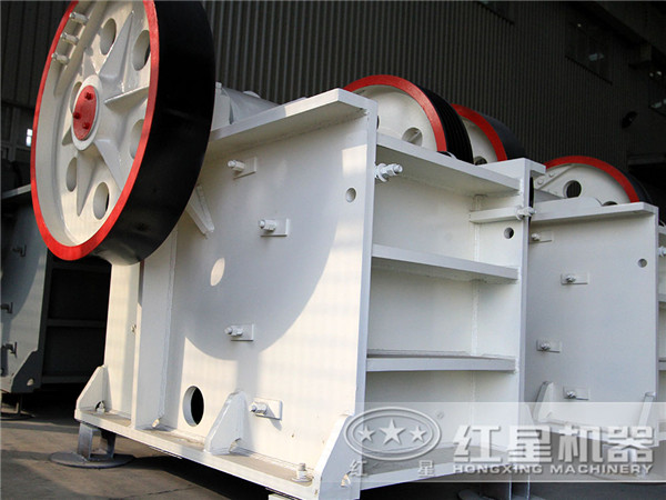 可以破碎青石的碎石機(jī) 可以破碎青石的碎石機(jī)