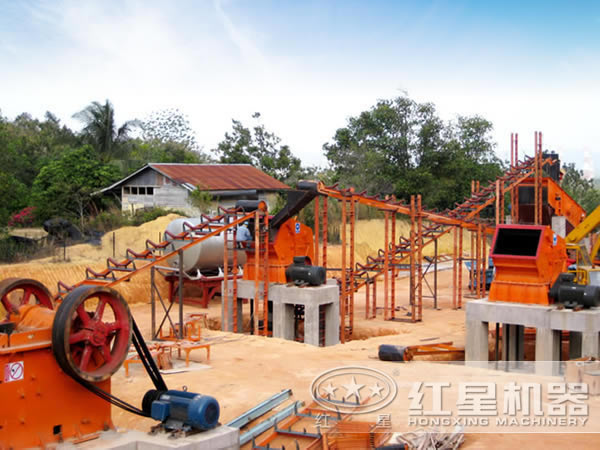 破碎生產(chǎn)線現(xiàn)場圖 破碎生產(chǎn)線現(xiàn)場圖