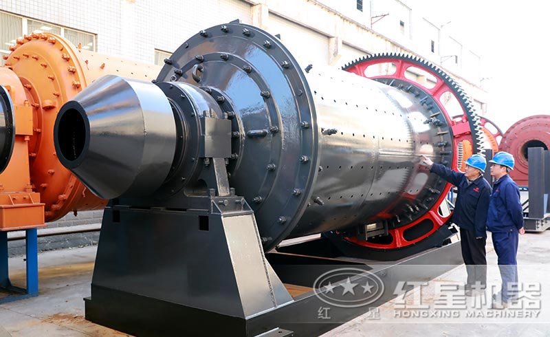 專業(yè)技術(shù)人員對成品球磨機(jī)檢驗(yàn) 專業(yè)技術(shù)人員對成品球磨機(jī)檢驗(yàn)