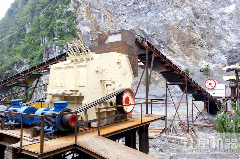 時(shí)產(chǎn)500噸的花崗巖碎石機(jī)生產(chǎn)線 時(shí)產(chǎn)500噸的花崗巖碎石機(jī)生產(chǎn)線
