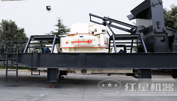 移動河卵石制砂機(jī) 移動河卵石制砂機(jī)