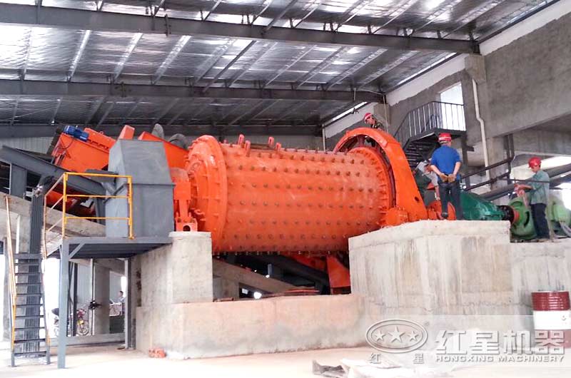 水渣球磨機加工現(xiàn)場 水渣球磨機加工現(xiàn)場