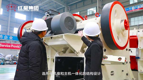 顎破機(jī)的現(xiàn)場(chǎng)與客戶講解 顎破機(jī)的現(xiàn)場(chǎng)與客戶講解