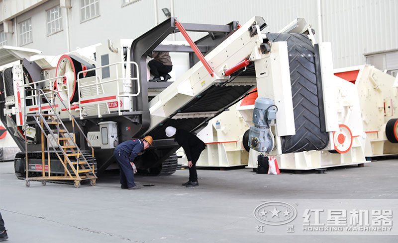 用戶參觀紅星碎石機(jī)械 用戶參觀紅星碎石機(jī)械