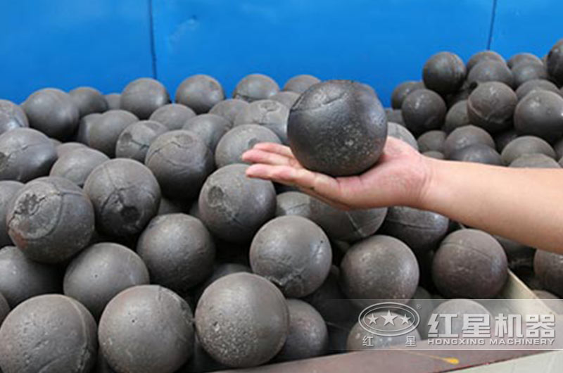 球磨機(jī)中的鋼球 球磨機(jī)中的鋼球