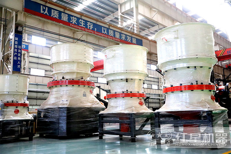 中碎式圓錐破礦石粉碎機(jī) 中碎式圓錐破礦石粉碎機(jī)