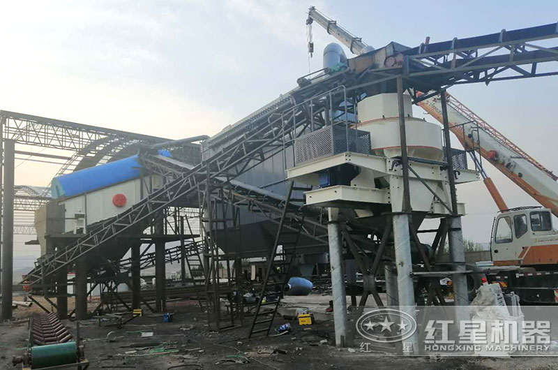 石料制砂機(jī)生產(chǎn)現(xiàn)場(chǎng) 石料制砂機(jī)生產(chǎn)現(xiàn)場(chǎng)