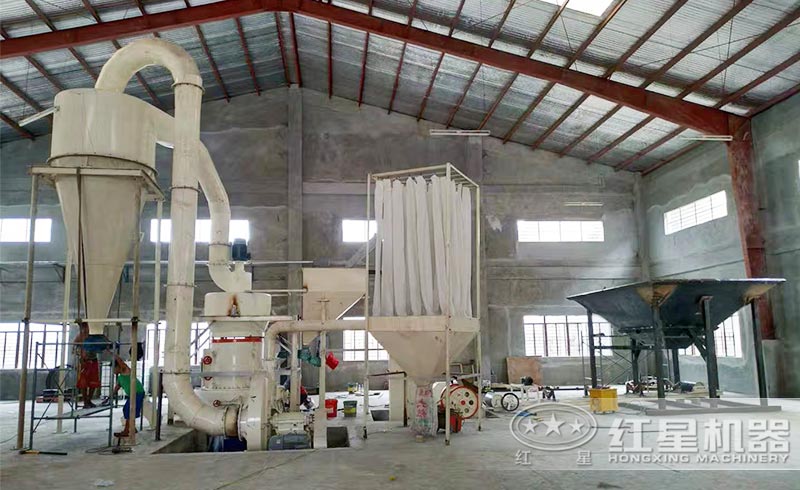 磨粉生產(chǎn)現(xiàn)場 磨粉生產(chǎn)現(xiàn)場