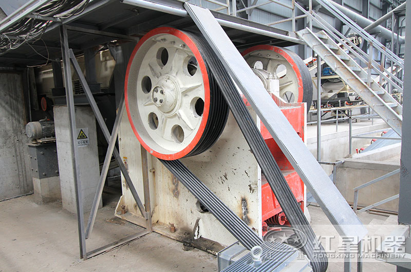 六九破碎機(jī)現(xiàn)場(chǎng)圖 六九破碎機(jī)現(xiàn)場(chǎng)圖